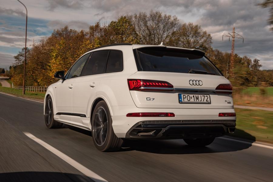  Audi Q7 50 TDI Quattro S-Line (4M) 2019 года  (WW) (фото 14 из 40)